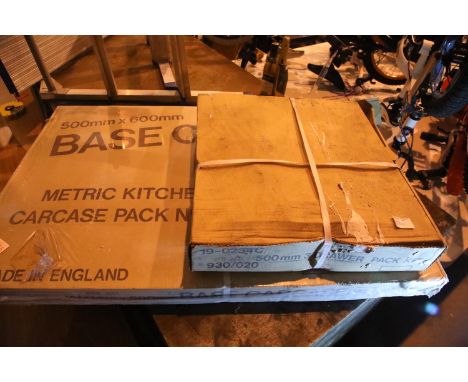500 mm x 600 mm base carcase and 500 mm three drawer pack kit. Not available for in-house P&amp;P
Condition Report: All elect