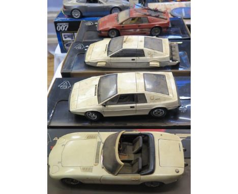 4 AutoArt James Bond 007 Scale Model Cars 1/18 Boxed with faults 