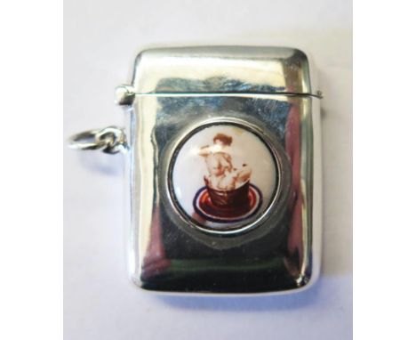 A Modern Silver and Enamel 'Nude' Vesta Case, 18g 