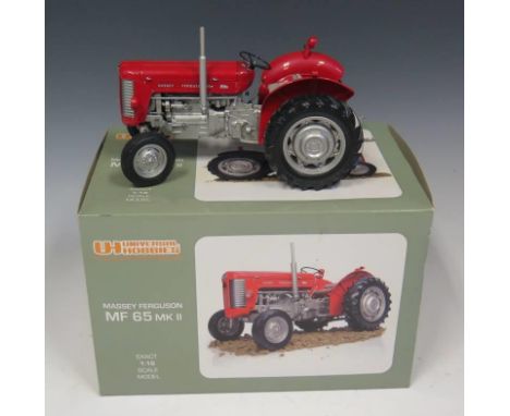 A Universal Hobbies Massey Ferguson 65 MK II Scale Model Tractor 1/16 Boxed 