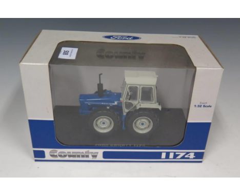 A Universal Hobbies Ford County 1174 Scale Model Tractor 1/32 Boxed 