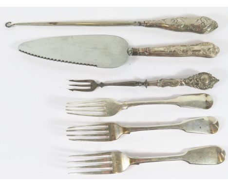 Three 19th Century London Silver desert Forks 115g, silver handled cake slice, fork and button hook 