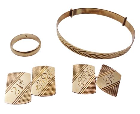 Gold christening bangle, pair of engraved gold cufflinks and a gold wedding band, all hallmarked 9ctCondition Report:Approx 1
