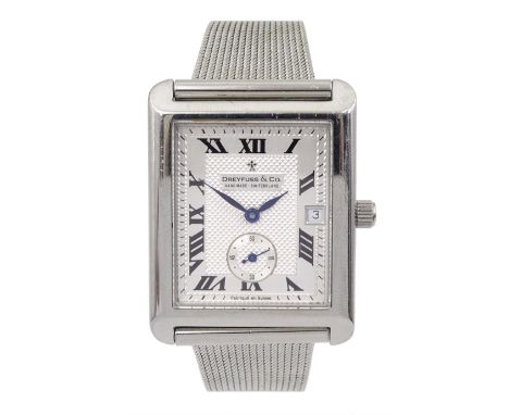 Drefuss &amp; Co gentleman's stainless steel wristwatch, silvered dial with Roman numerals, subsidiary seconds dial and date 