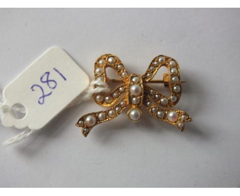 9ct pearl bow brooch 2.5cm wide 3g inc    