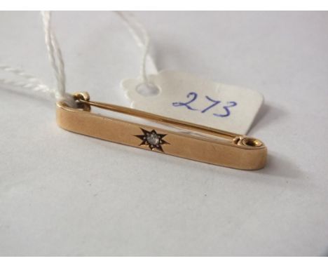 Small 15ct gold diamond set bar brooch   3.5cm long 3g inc       