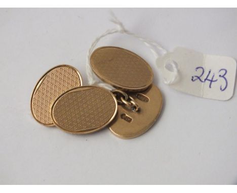 Pair 9ct engine turned oval cufflinks 14.8g    