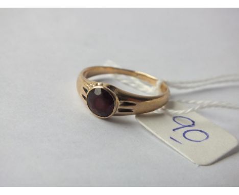 Gents gold &amp; garnet signet ring approx size Q   