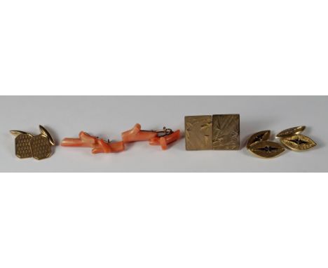 A collection of gentlemen's cufflinks, to include a pair of coral links, mounted in yellow metal, a pair of 18ct gold and blu