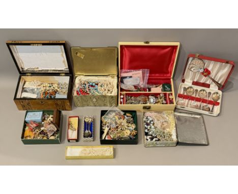 A large collection of vintage costume jewellery - mainly 1950s-80s, some earlier pieces, including several agate and tiger's 