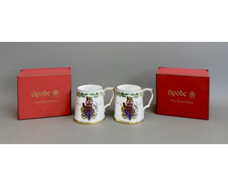 A pair of Spode commemorative bone china Queen Elizabeth II Silver Jubilee tankards - in the original red and gold presentati