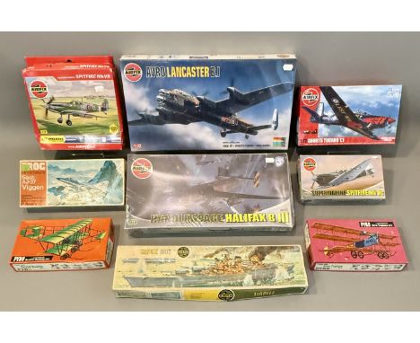 A collection of Airfix plastic scale model kits - including a #2001 Bentley 1930 4&frac12; Litre Supercharged, 1/12 scale (pa