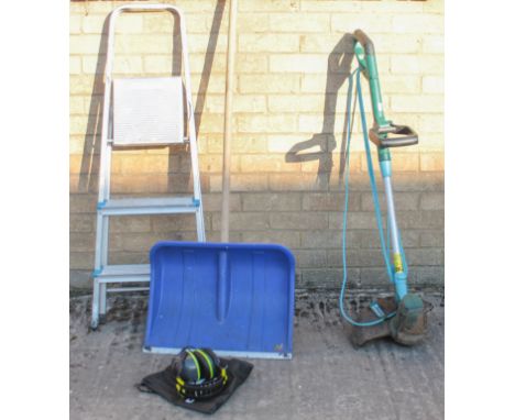 Five pieces: 1. a 3-step aluminium stepladder;  2. an electric strimmer; 3. a Letter-Fix 5-meter portable fire escape; 4. a s