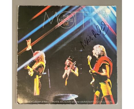 Vinyl / Autograph LP record: Mott the Hoople - Mott the Hoople Live, LP signed by Ian Hunter and Mick Ronson on the front of 