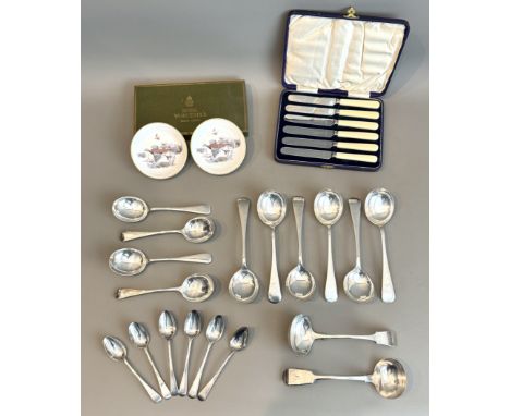 A set of six William IV silver tea spoons - T. Cox Savory, London 1830, Old English pattern, weight 69.5g; together with a ca
