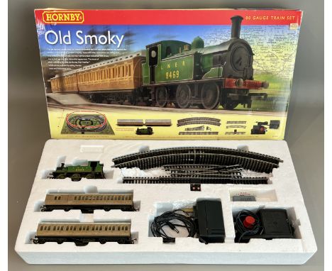 A collection of modern Hornby OO gauge railway - including an R1069 Old Smoky train set in the original box (contents complet
