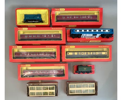 1960s Triang Hornby OO gauge - including eight boxed locomotives, comprising an R.869S Winston Churchill loco and tender, SR 