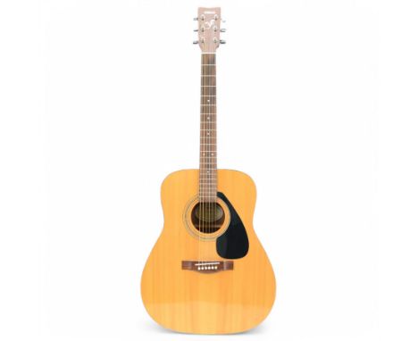 Yamaha F-310 acoustic guitar, L102cm