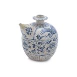 A VIETNAMESE BLUE AND WHITE CRANE DECORATED KENDI