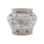 A VIETNAMESE BLUE AND WHITE PHOENIX JAR