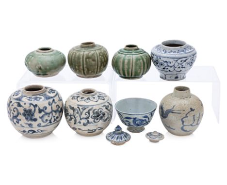 A GROUP OF TEN ASSORTED VIETNAMESE CERAMICS
14th-15th Century, four blue and white jarlets including one with lobed sides and