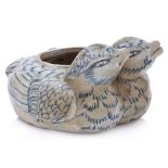 A VIETNAMESE BLUE AND WHITE TWIN DUCK BRUSH WASHER