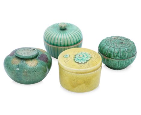 A GROUP OF FOUR SMALL BOXES AND COVERS
Ming Dynasty and later, a small quatrefoil jar and circular cover, the shoulders decor