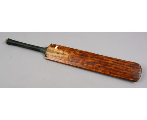 A Gradidge Len Hutton autograph cricket bat by Slazenger.