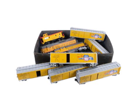 MTH electric Trans-American HO gauge Union Pacific diesel locomotive no. 453, a Union Pacific Road of Streamlines 220 diesel 