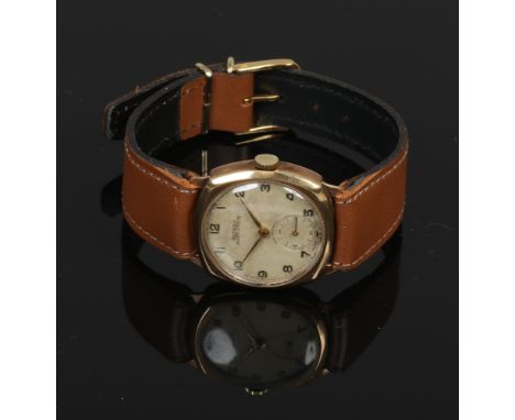 A gentleman's 9ct gold Rotary Super Sports manual wristwatch with subsidiary seconds, assayed Birmingham 1950.