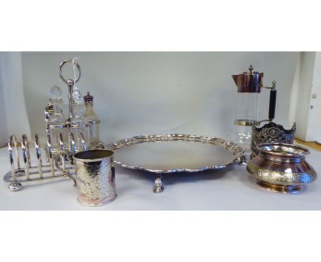 Silver plated tableware: to include a Georgian design Mappin &amp; Webb salver&nbsp; 14"w; and a five item table cruet 