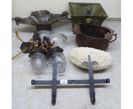 A mixed lot: to include a set of four brass light fittings with clear glass shades&nbsp; 8"h&nbsp; 