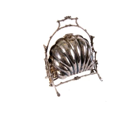 An Edwardian silver plated presentation muffineer, presented to Colour Sergeant, W.Berks 1st Bn 60th R. Rifles, from Lieutena