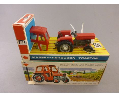 Boxed Britains 135 Massey Ferguson Tractor complete with inner display stand in excellent condition