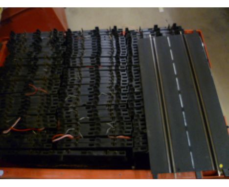 Large quantity of Fleischmann Auto Rallye Monte Carlo slot car track 100's of various size pieces