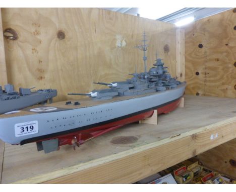 Wooden model warship Bismarck 1/200 scale Kreigsmarine build from 140 weekly parts published by Hachette