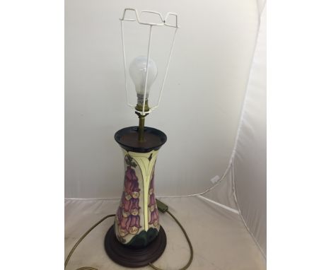 A Moorcroft tubelined lamp base