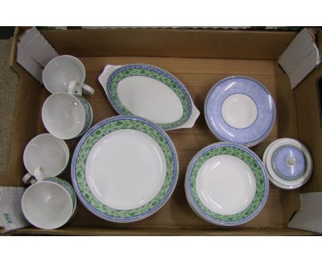 Wedgwood watercolour pattern dinnerware - 6 x large bowls, 5 smaller bowls, 6 x cups and saucers &amp; 2 other pieces 