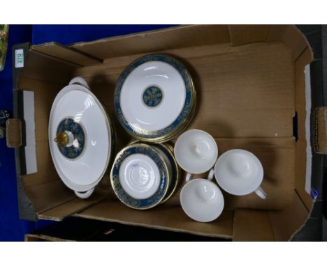 Royal Doulton Carlyle patterned dinner ware to include plates x 8, saucers x 4, cups x 3, covered veg bowl(nip to edge) etc 