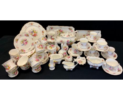 A Hammersley Howards Spray pattern tea and coffee set, inc teapot, milk jug, tea and coffee cups, saucers, side plates, etc 