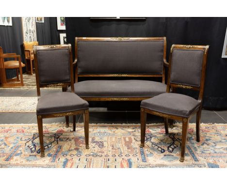 antique Empire "Retour d'Egypte" style set of two chairs and a sofa with mountings in gilded bronzeAntieke driedelig "Empire"