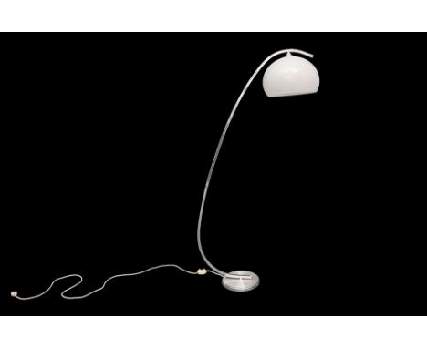 marked sixties' vintage floor lamp in chromed metal with a shade in white resinGemerkte sixties' vintage booglamp in gechrome