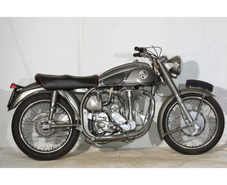 1956 Norton Model 30 International 490ccReg. no. JPR 863Frame no. 69797 L11Engine no. 69797 L11The International name was fir