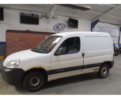 Make &amp; Model: Citroen Berligo 600TD HDiDate of Reg: AF54 UJDColour: Whitecc: 1997MoT: 23-10-2021Fuel Type: DIESELMileage: