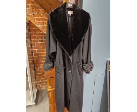 A HARRODS LADIES FULL LENGTH OVERCOAT WITH FAUX FUR CUFFS AND COLLAR.