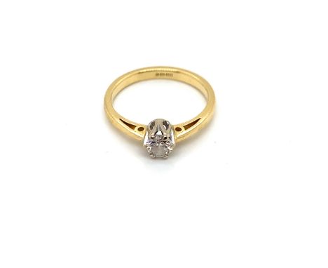 AN 18ct HALLMARKED GOLD DIAMOND SOLITAIRE RING. THE SINGLE DIAMOND IN A SIX CLAW SETTING. APPROXIMATE DIAMOND MEASUREMENTS 4.