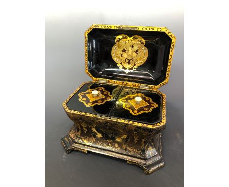A VICTORIAN JENNENS AND BETTRIDGE GEOMETRICALLY GILT BLACK PAPIER MACHE TWO COMPARTMENT TEA CADDY