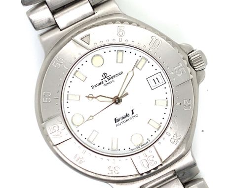 A BAUME &amp; MERCIER FORMULA S, AUTOMATIC STAINLESS STEEL WRIST WATCH ON A BI-FOLDING STRAP, WITH A WHITE DIAL AND ILLUMINAT