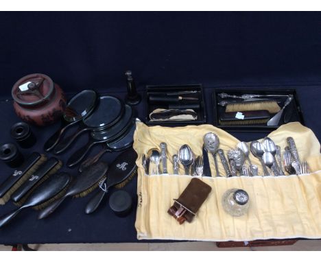 A mixed collection of Edwardian items to include: various ebony dressing table items - mirrors, brushes, vanity pots/containe
