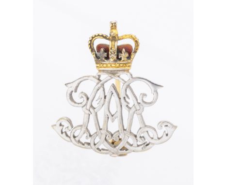 Military Interest- a Royal Regiment of Artillery brooch, comprising a red enamel gold crown in, brooch size approx 22 x 24m, 